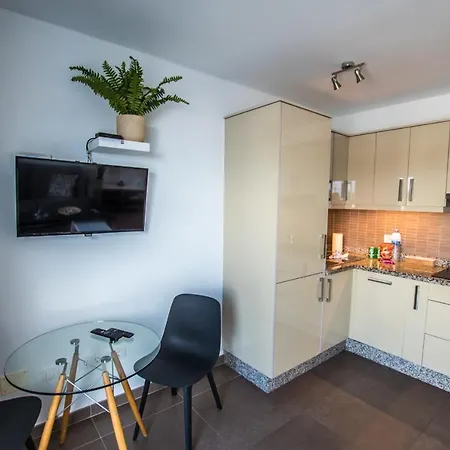 شقة Casa Anemona With Terrace Shared Pool Sea Views And Free Wifi *