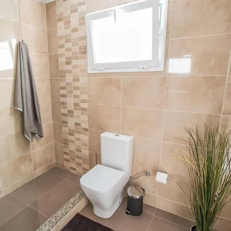 Casa Anemona With Terrace Shared Pool Sea Views And Free Wifi * Puerto del Carmen (Lanzarote)