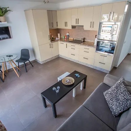 Casa Anemona With Terrace Shared Pool Sea Views And Free Wifi Apartment Puerto del Carmen (Lanzarote)